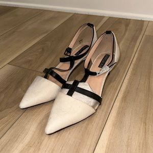 New Women’s Izabella Rue Brand Size 11 Short Ankle Buckle Heels Black Tan NWOT